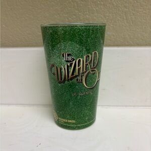 The Wizard of Oz Green Sphere Show